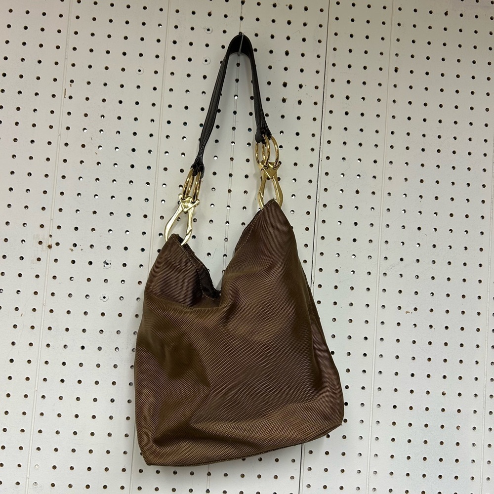 Chic Brown Women's Shoulder Bag with Gold Accents - Picture 2 of 9